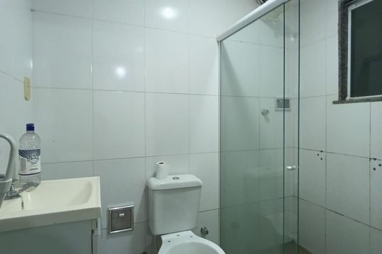 Banheiro de casa para alugar com 2 quartos, 170m² em Prata, Nova Iguaçu