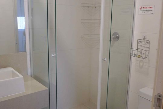 Banheiro de apartamento para alugar com 1 quarto, 58m² em Centro de Apoio I (alphaville), Santana de Parnaíba