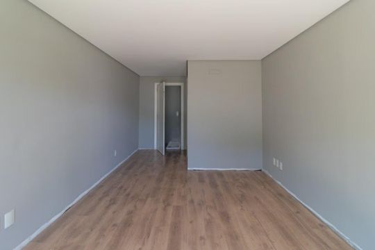 Suíte de apartamento para alugar com 3 quartos, 180m² em Vila Assunção, Porto Alegre