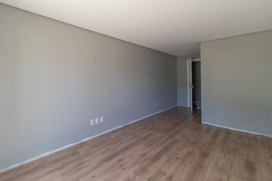 Suíte de apartamento para alugar com 3 quartos, 180m² em Vila Assunção, Porto Alegre