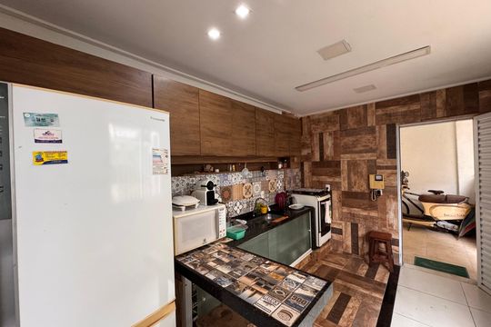 Cozinha de casa de condomínio à venda com 3 quartos, 270m² em Vargem Grande, Rio de Janeiro