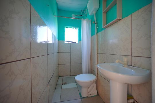 Banheiro de apartamento para alugar com 1 quarto, 32m² em São Luiz, São José