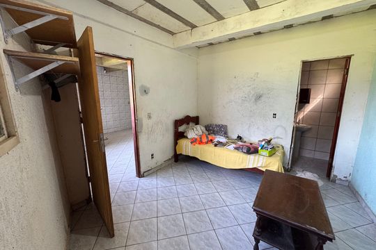 Suíte anexo 1 de casa à venda com 6 quartos, 225m² em Q 1, Brasília