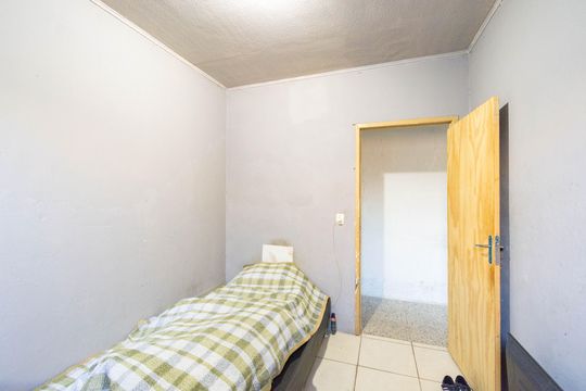Casa à venda com 2 quartos, 50m² em Harmonia, Canoas