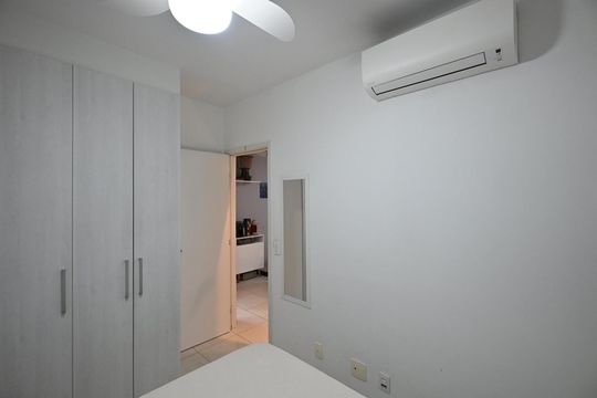 Quarto de apartamento para alugar com 1 quarto, 44m² em Vila Andrade, São Paulo
