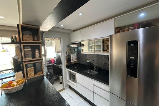 Cozinha de apartamento à venda com 2 quartos, 50m² em Vila Moraes, São Paulo