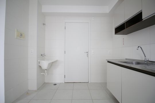 Cozinha e Área de Serviço de apartamento à venda com 2 quartos, 32m² em Jardim Celeste, São Paulo