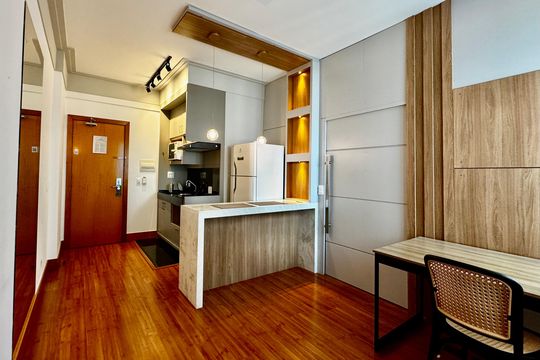 Sala/Cozinha  de apartamento para alugar com 1 quarto, 32m² em Lourdes, Belo Horizonte