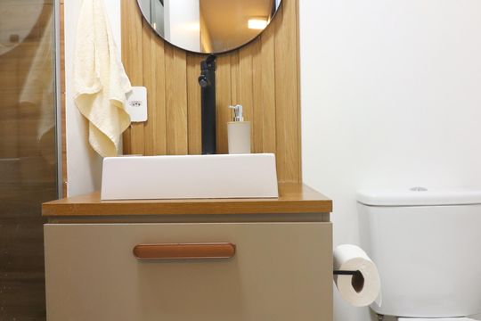Banheiro Social de apartamento à venda com 2 quartos, 58m² em Vila Mussolini, São Bernardo do Campo
