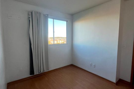 Quarto de apartamento para alugar com 2 quartos, 41m² em Igara, Canoas