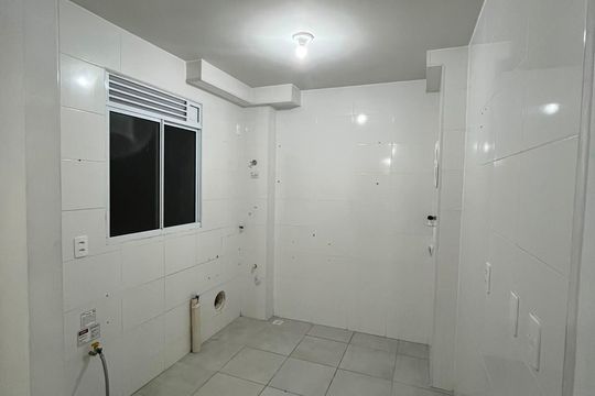 Cozinha de apartamento para alugar com 2 quartos, 41m² em Igara, Canoas