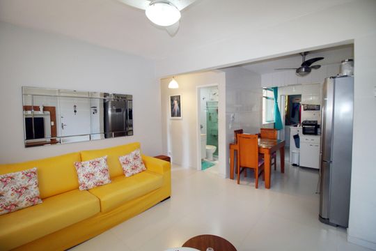 Sala de apartamento à venda com 3 quartos, 64m² em Penha, Rio de Janeiro