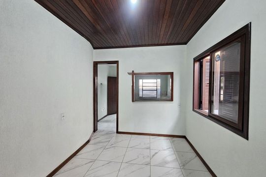 Sala de casa para alugar com 2 quartos, 90m² em Passo dos Ferreiros, Gravataí