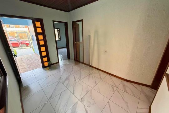 Sala de casa para alugar com 2 quartos, 90m² em Passo dos Ferreiros, Gravataí
