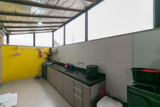 Apartamento à venda com 3 quartos, 142m² em Letícia, Belo Horizonte