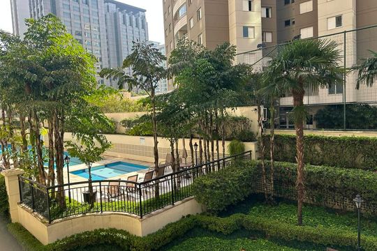 Área externa de apartamento à venda com 3 quartos, 107m² em Indianópolis, São Paulo