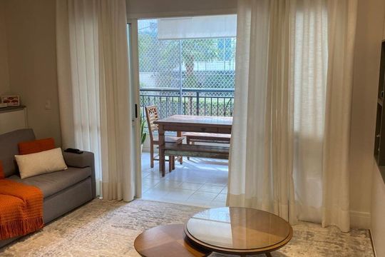 Sala de apartamento à venda com 3 quartos, 107m² em Indianópolis, São Paulo