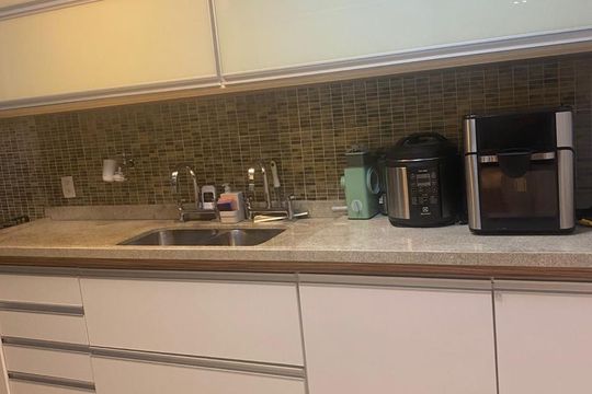Cozinha de apartamento à venda com 3 quartos, 107m² em Indianópolis, São Paulo