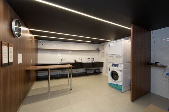 LAVANDERIA de kitnet/studio para alugar com 1 quarto, 40m² em Cruzeiro, Belo Horizonte