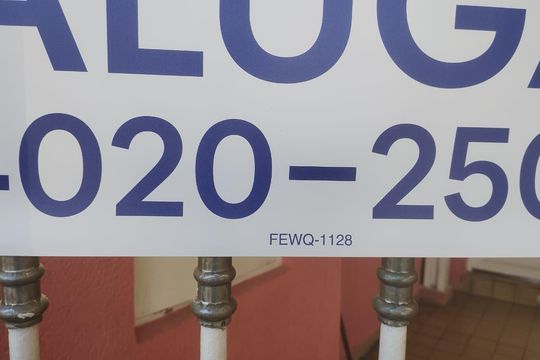 Placa de casa para alugar com 1 quarto, 80m² em Vila Isolina Mazzei, São Paulo