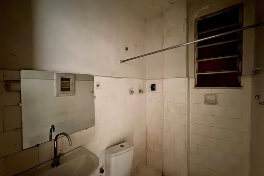 Banheiro social de apartamento à venda com 1 quarto, 50m² em Centro, Rio de Janeiro