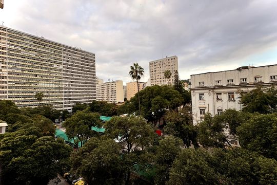 Vista da Sala de apartamento à venda com 1 quarto, 50m² em Centro, Rio de Janeiro