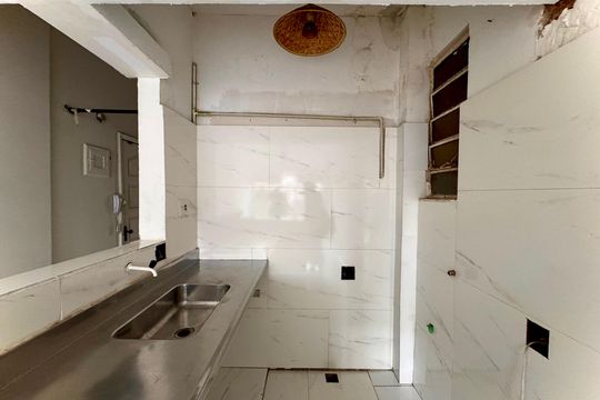 Cozinha de apartamento à venda com 1 quarto, 50m² em Centro, Rio de Janeiro