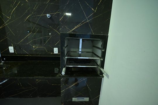 Casa à venda com 3 quartos, 170m² em Garavelo, Goiânia