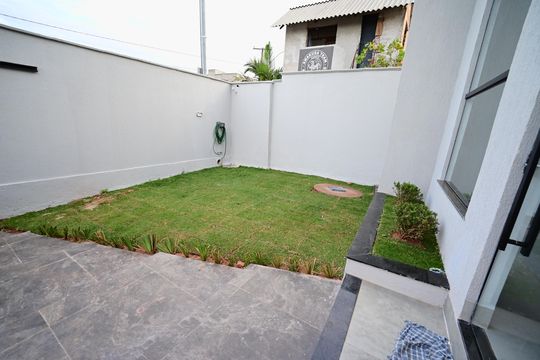 Casa à venda com 3 quartos, 170m² em Garavelo, Goiânia