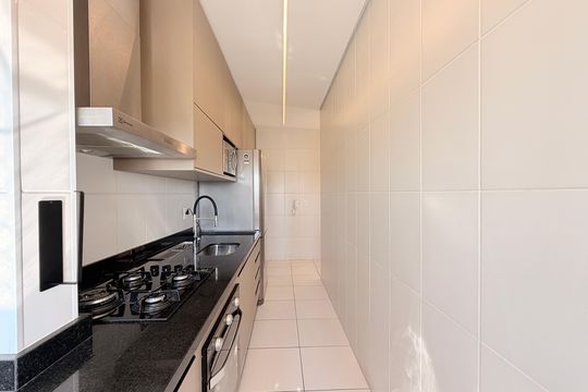 Cozinha de apartamento à venda com 2 quartos, 66m² em Jardim Florida, Jundiaí