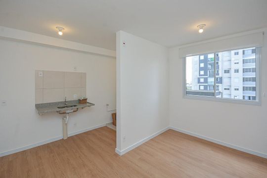 Sala de apartamento para alugar com 2 quartos, 36m² em Socorro, São Paulo