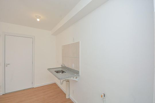 Cozinha de apartamento para alugar com 2 quartos, 36m² em Socorro, São Paulo