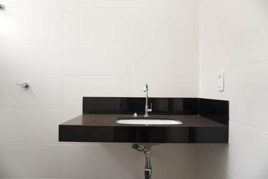 Banheiro da Suíte de apartamento à venda com 3 quartos, 170m² em Prado, Belo Horizonte