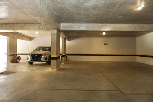 Garagem de apartamento à venda com 3 quartos, 170m² em Prado, Belo Horizonte