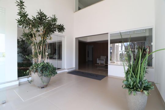 Hall de entrada de apartamento para alugar com 4 quartos, 175m² em Cazeca, Uberlândia