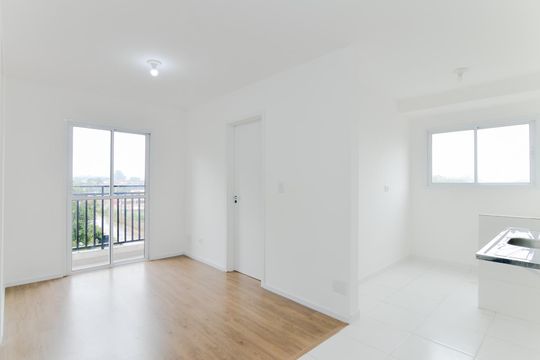 Apartamento para alugar com 2 quartos, 42m² em Vila Nova Bonsucesso, Guarulhos