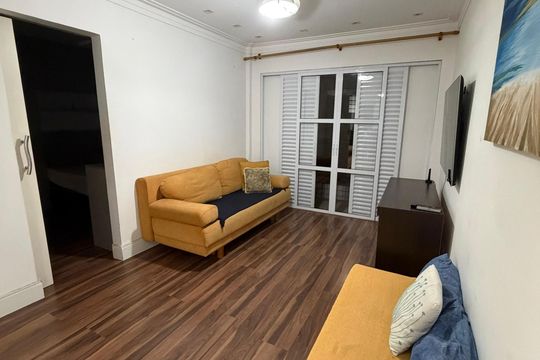 Sala de apartamento para alugar com 1 quarto, 74m² em José Menino, Santos