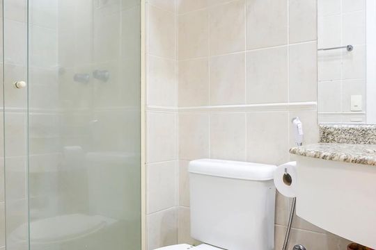 Banheiro de kitnet/studio à venda com 1 quarto, 37m² em Santa Paula, São Caetano do Sul