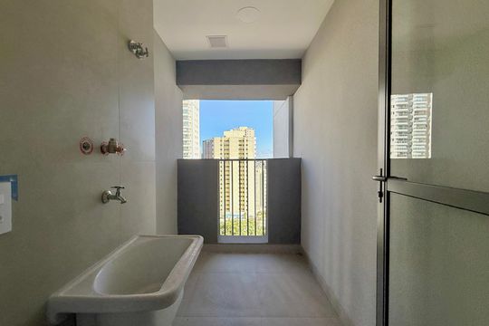 Área de Serviço de apartamento à venda com 3 quartos, 95m² em Santo Amaro, São Paulo