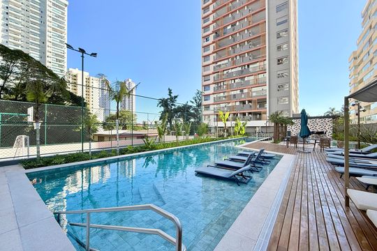 Piscina  de apartamento à venda com 3 quartos, 95m² em Santo Amaro, São Paulo