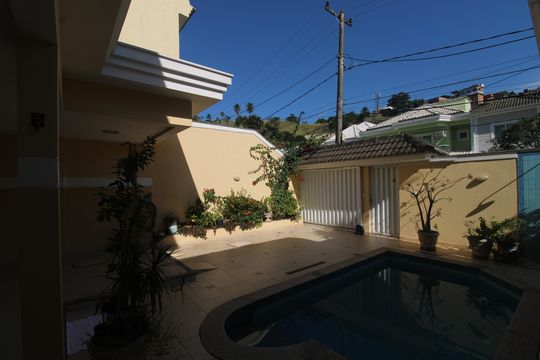 Quintal - Garagem de casa de condomínio à venda com 3 quartos, 200m² em Freguesia (jacarepaguá), Rio de Janeiro