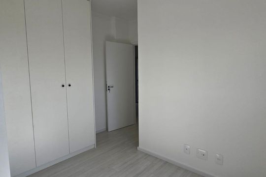 Quarto de apartamento para alugar com 2 quartos, 69m² em Vila Branca, Jacareí