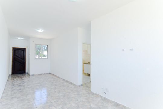 Sala  de apartamento à venda com 3 quartos, 83m² em Vila das Bandeiras, Guarulhos