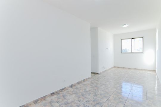 Apartamento à venda com 3 quartos, 83m² em Vila das Bandeiras, Guarulhos