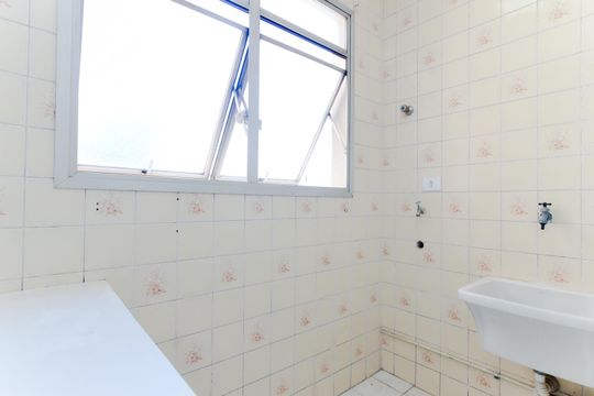 Cozinha e Área de serviço de apartamento à venda com 3 quartos, 83m² em Vila das Bandeiras, Guarulhos