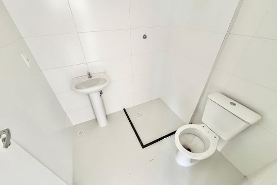 Banheiro de kitnet/studio para alugar com 1 quarto, 31m² em Tucuruvi, São Paulo