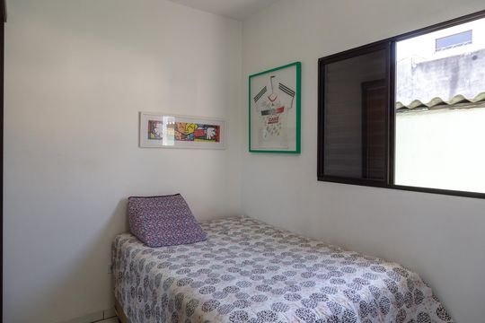 Quarto 2 de casa à venda com 4 quartos, 300m² em Jardim Gracinda, Guarulhos