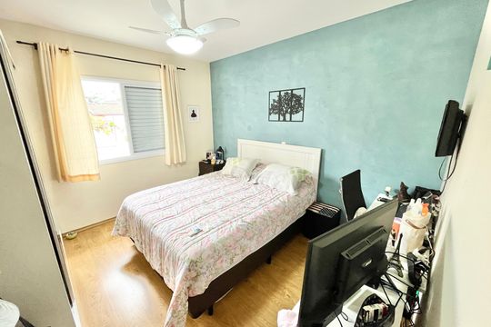 Quarto 1 de casa à venda com 4 quartos, 150m² em Vila Vitorio Mazzei, São Paulo
