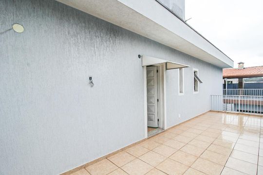 Sacada de casa à venda com 3 quartos, 180m² em Vila Nossa Sra. do Retiro, São Paulo