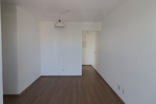 Sala de apartamento para alugar com 2 quartos, 53m² em Presidente Altino, Osasco